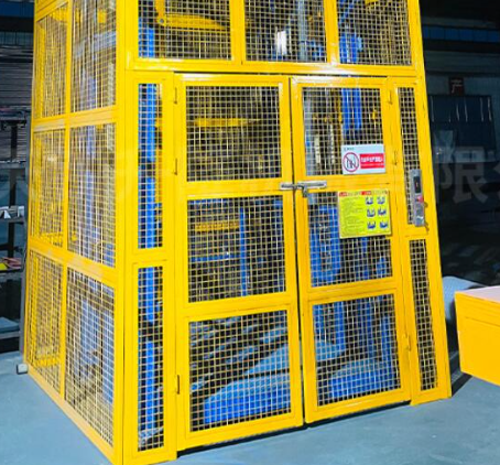 友谊货梯可以安装在室外吗